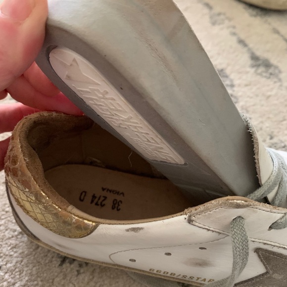 Golden Goose Tan Star with gold back - Picture 4 of 7
